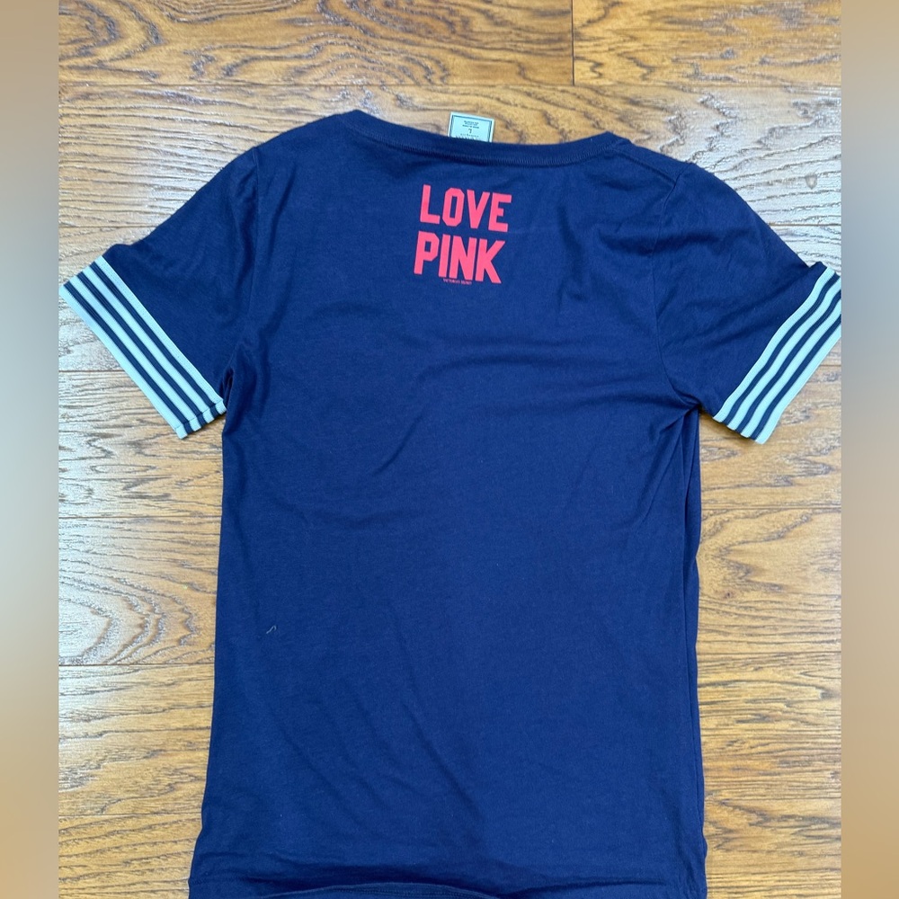 Women’s Victorias Secret Pink Boston Red Sox Shirt - Picture 3 of 3